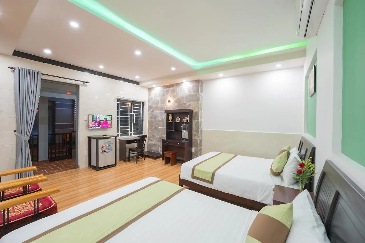 Countryside Moon Homestay Χόι Αν