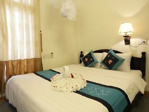 Countryside Moon Homestay Χόι Αν